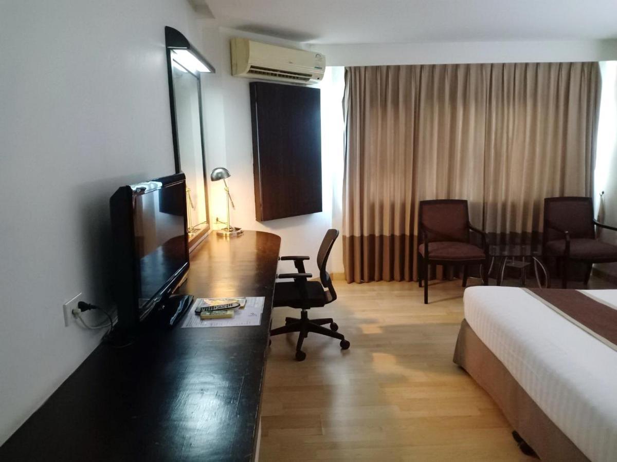 צ'צ'ונגסאו V Verve Service Apartment Hotel מראה חיצוני תמונה