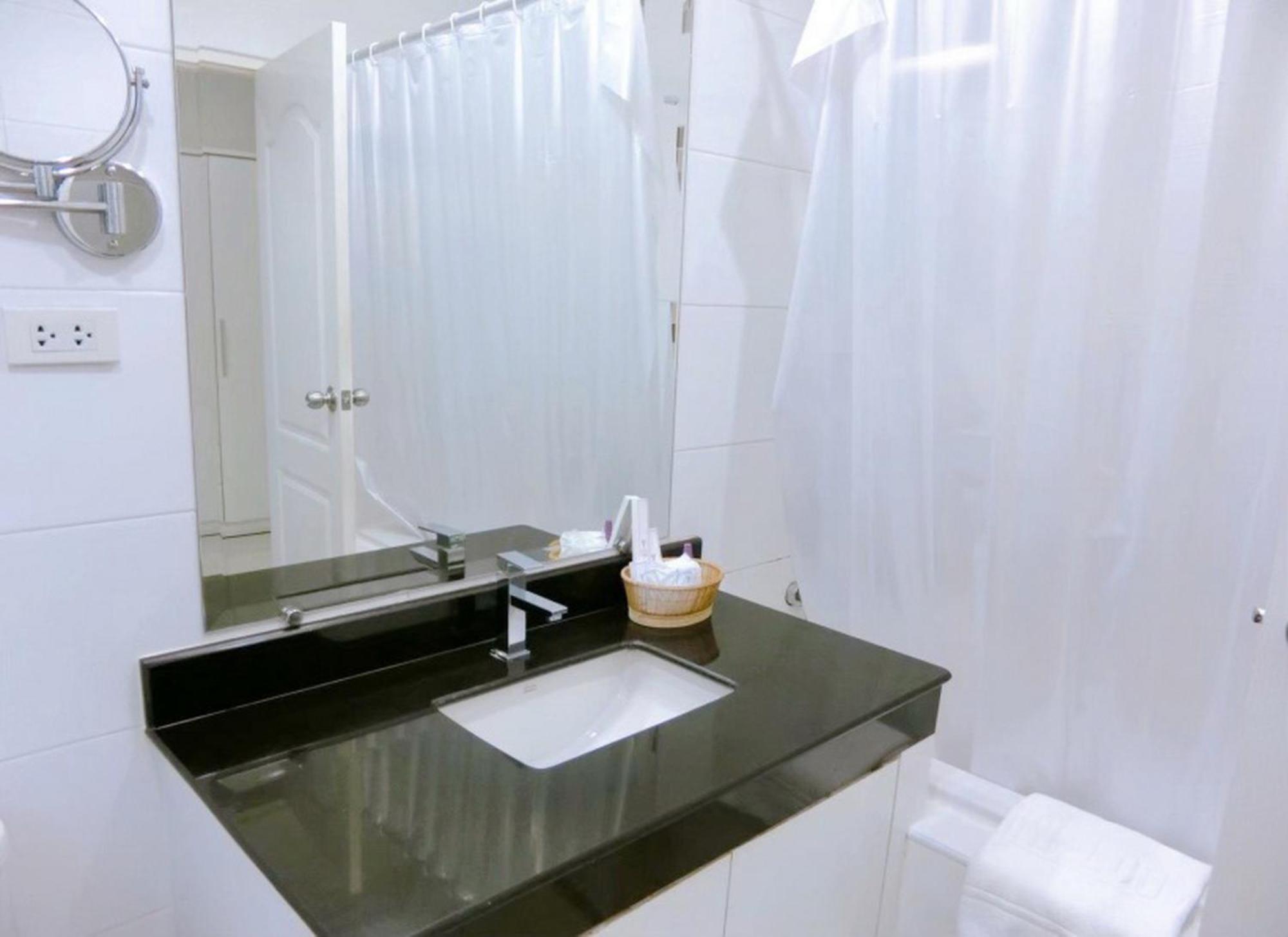 צ'צ'ונגסאו V Verve Service Apartment Hotel חדר תמונה